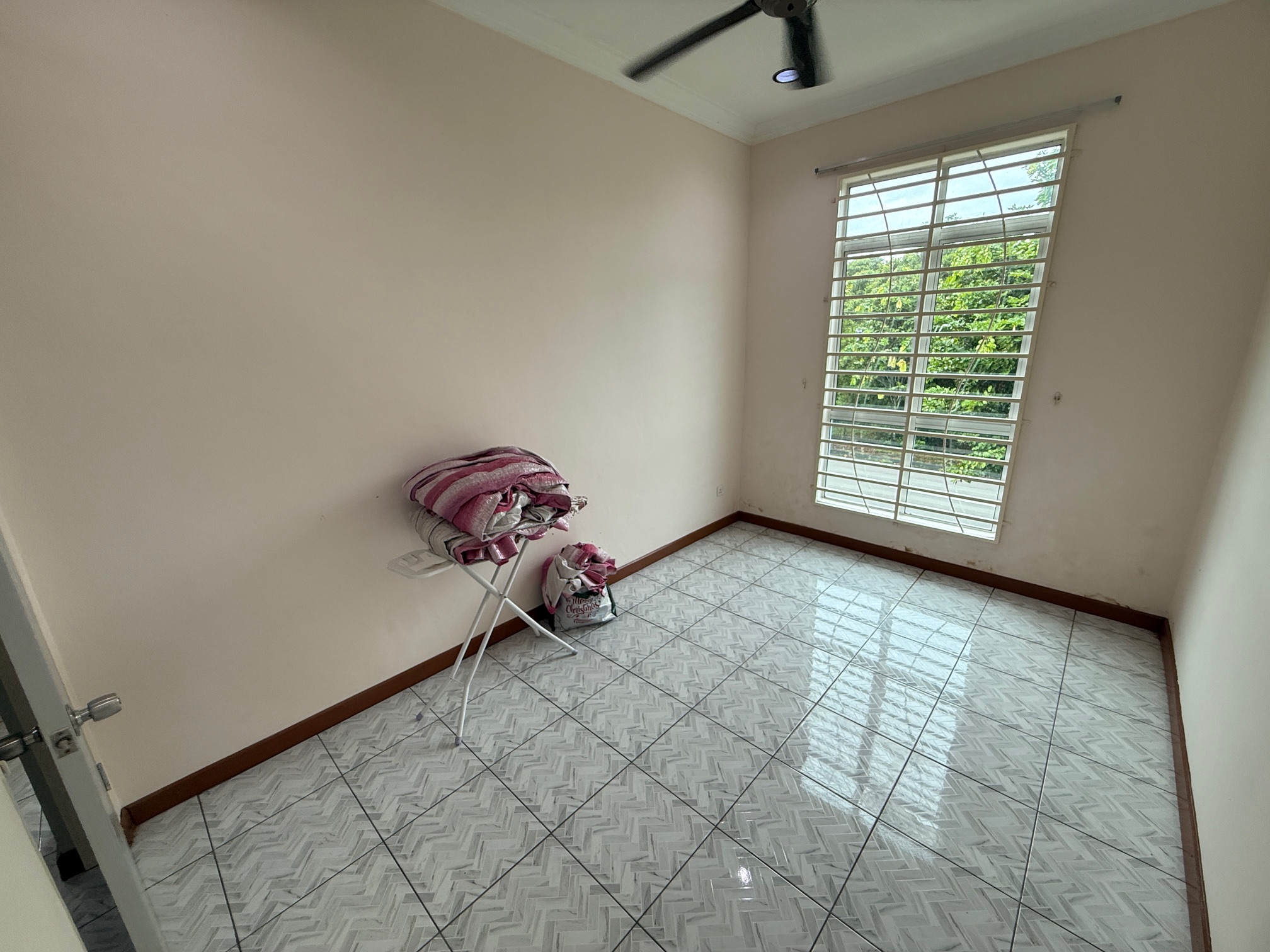 Taman Rimba, 2-Storey Terrace, Unfurnished, Telipok, UMS, KKIP