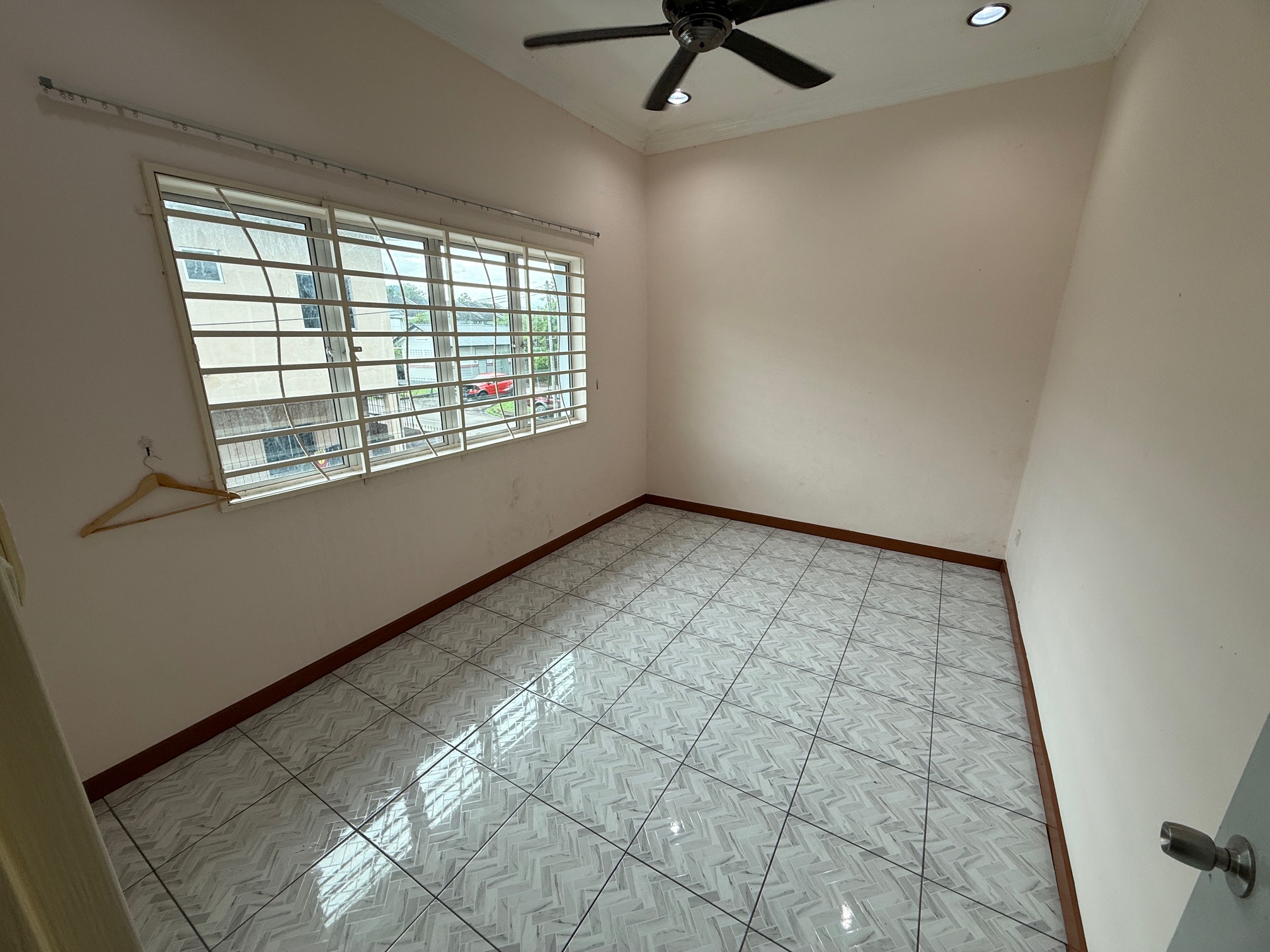 Taman Rimba, 2-Storey Terrace, Unfurnished, Telipok, UMS, KKIP