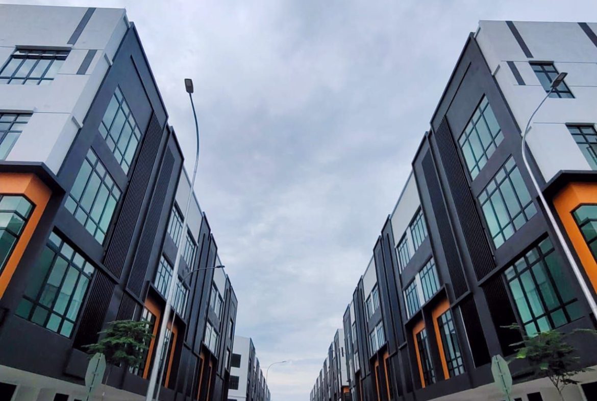 Pelangi Avenue Four Storey Commercial Shoplot with Private Lift