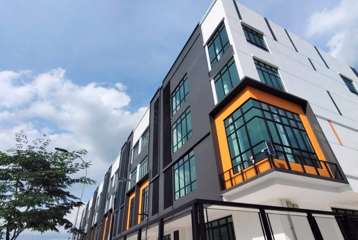 Pelangi Avenue Four Storey Commercial Shoplot with Private Lift