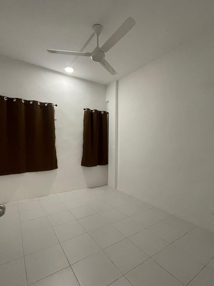 Acacia Apartment, Menggatal For Rent