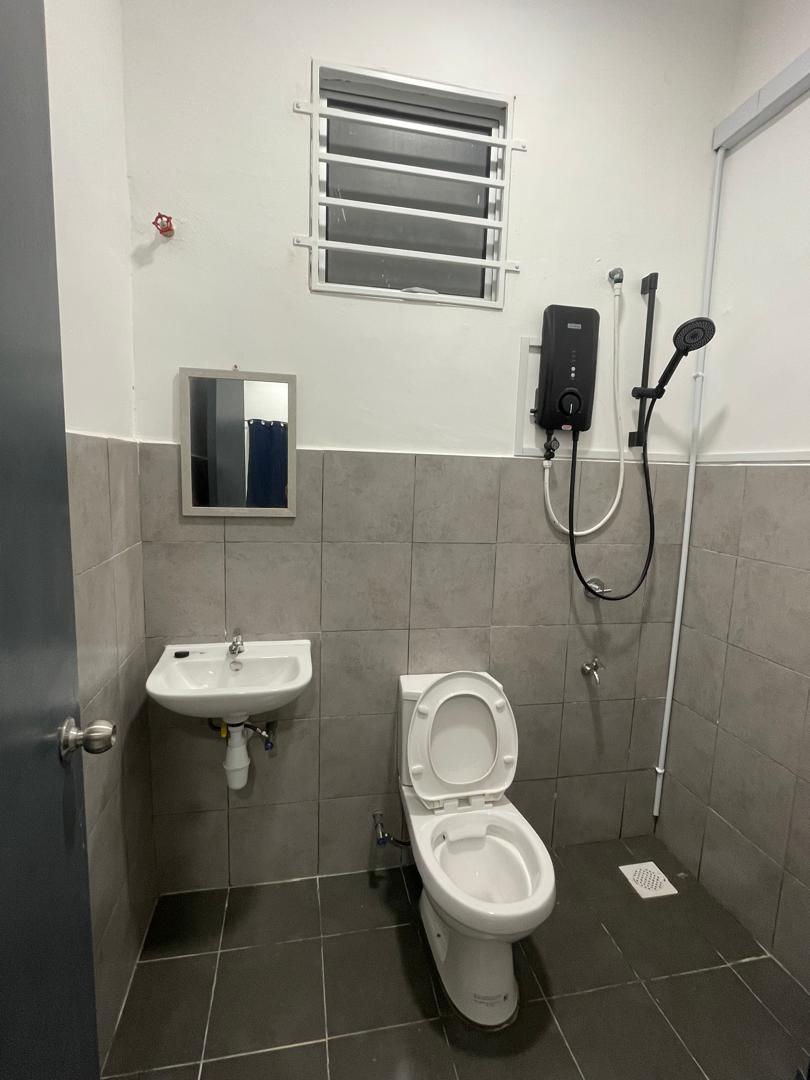 Acacia Apartment, Menggatal For Rent