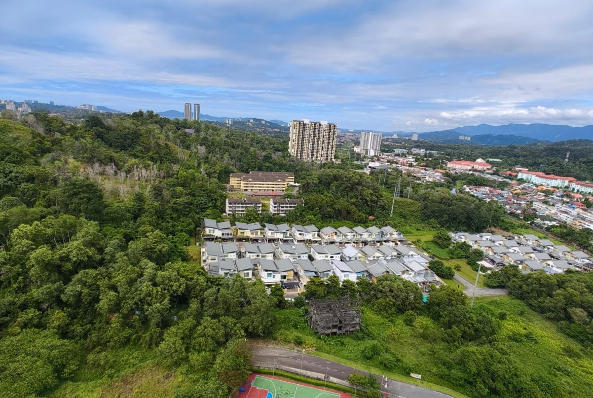 The Gardens Condominium, Bundusan for Rent