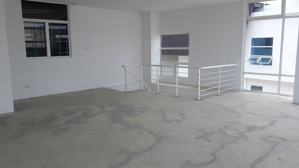 1.5 Semi-D Warehouse at Bandar Sierra Bizhub, Menggatal For Rent