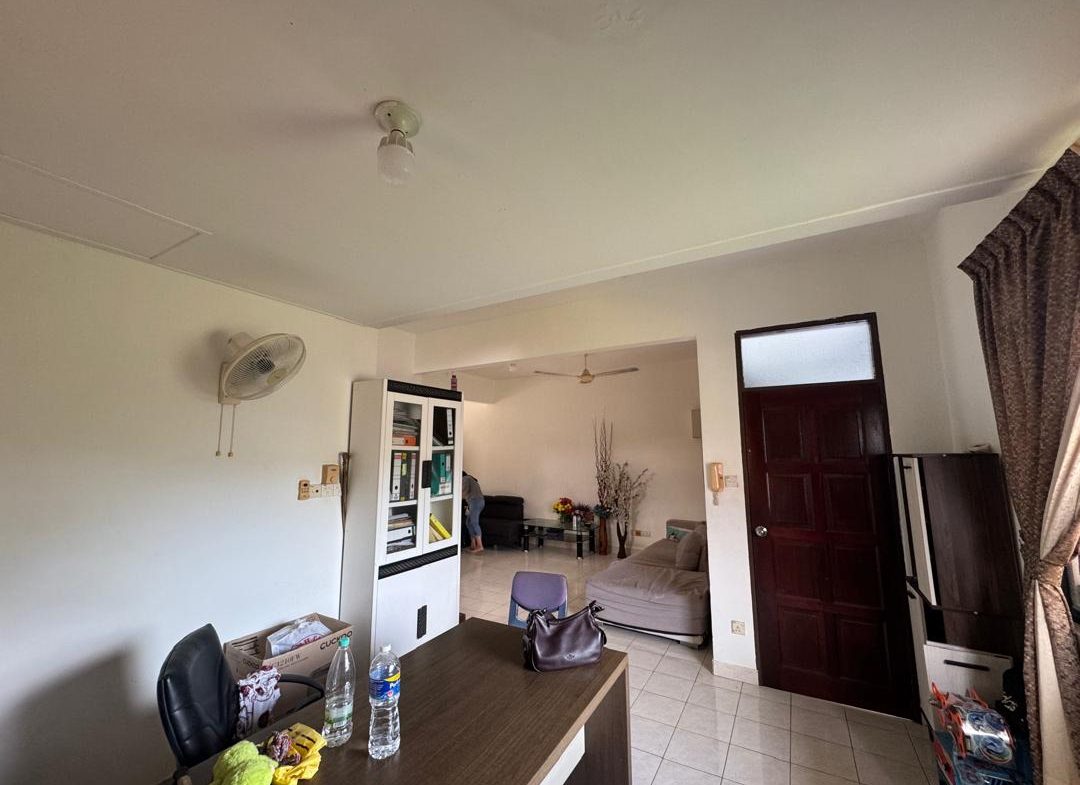 Taman Amansutra Phase 1 | Double Storey Townhouse | Corner | Iramanis