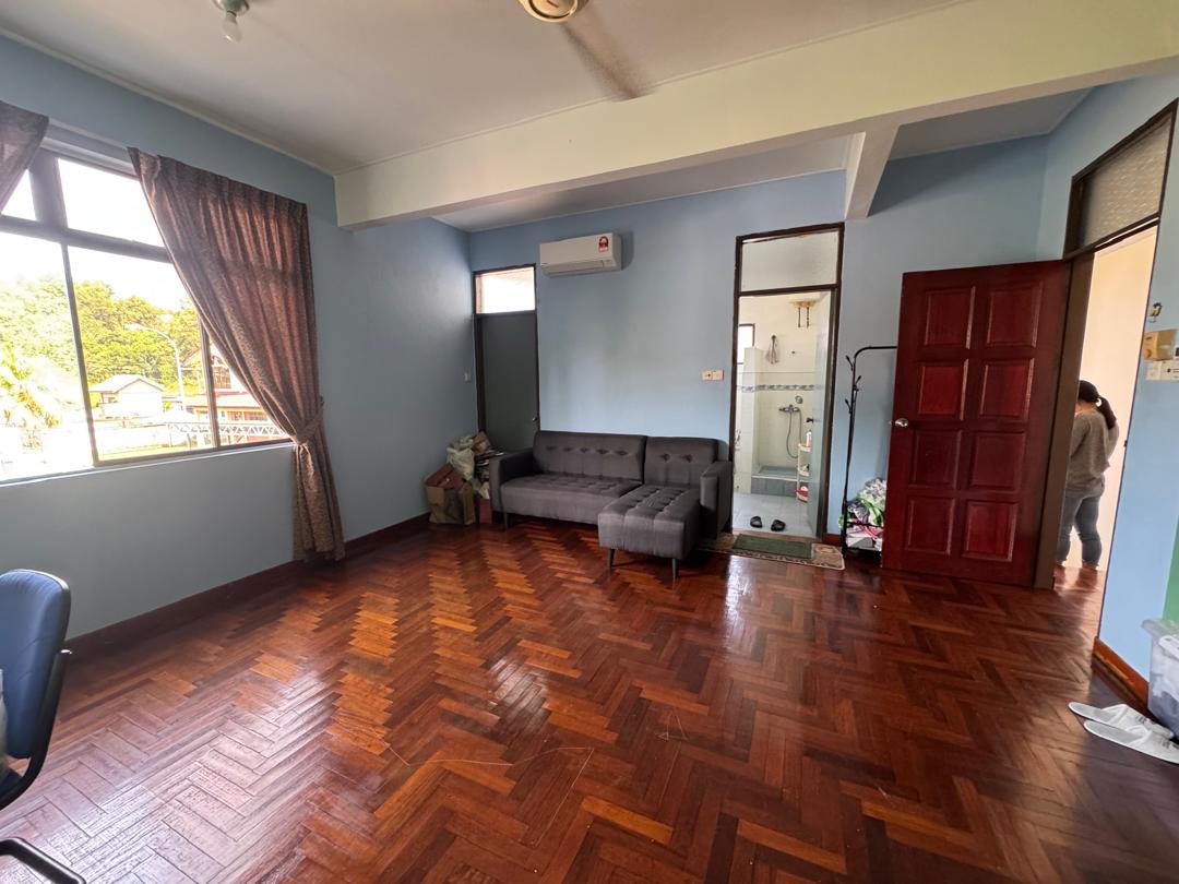 Taman Amansutra Phase 1 | Double Storey Townhouse | Corner | Iramanis