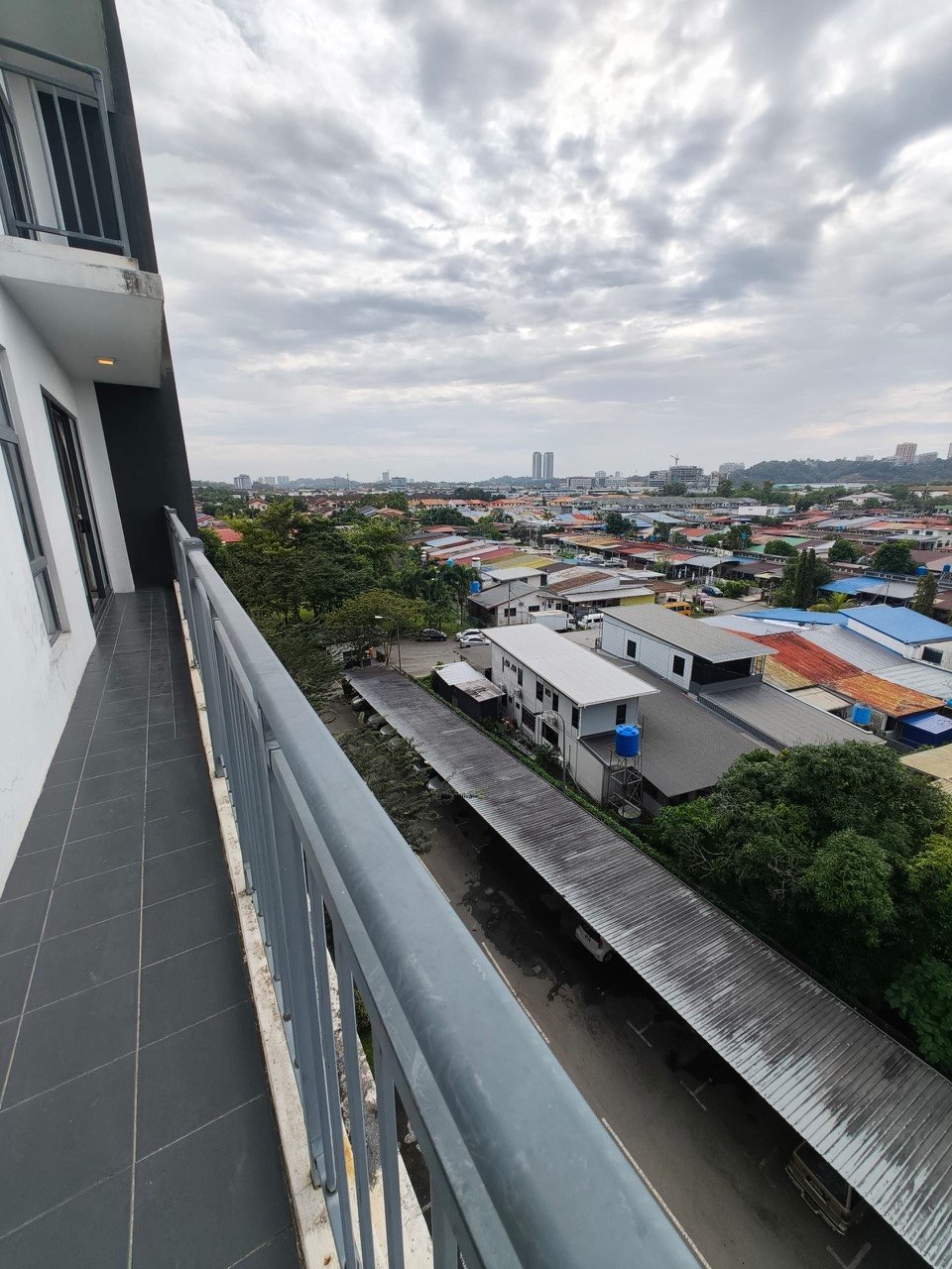 The Suritz Condominium at Kolombong For Rent
