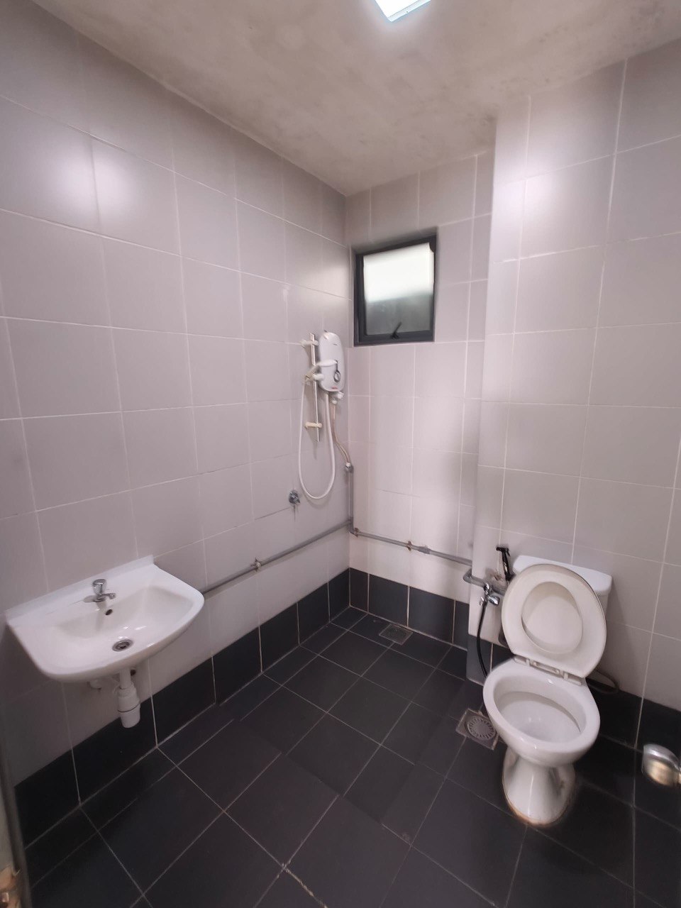 The Suritz Condominium at Kolombong For Rent
