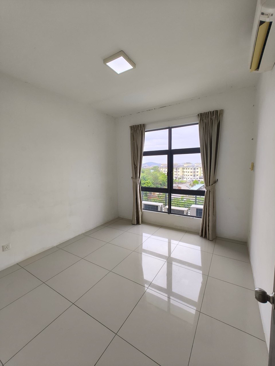 The Suritz Condominium at Kolombong For Rent