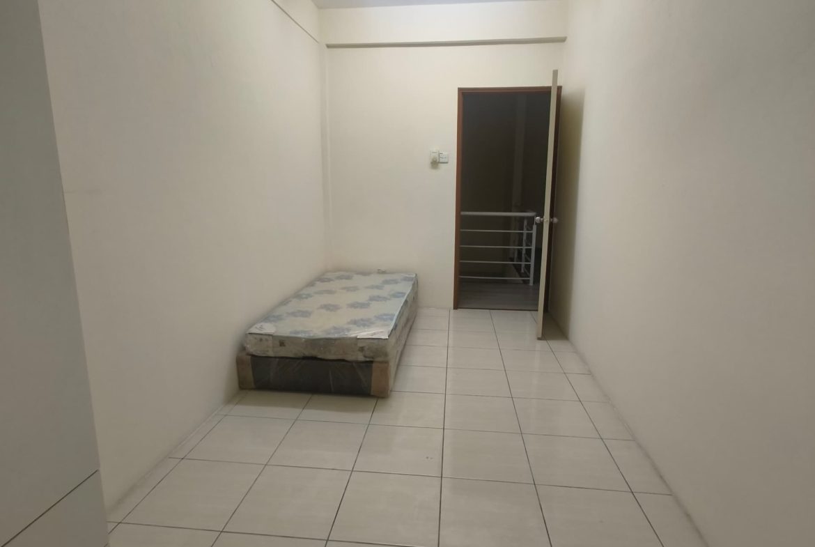 Seri Borneo Condominium,Iramanis for Rent