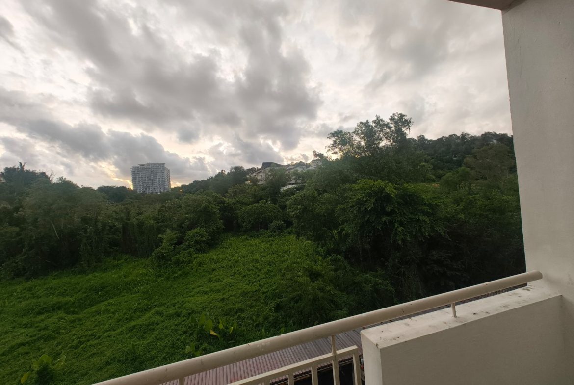 Seri Borneo Condominium,Iramanis for Rent
