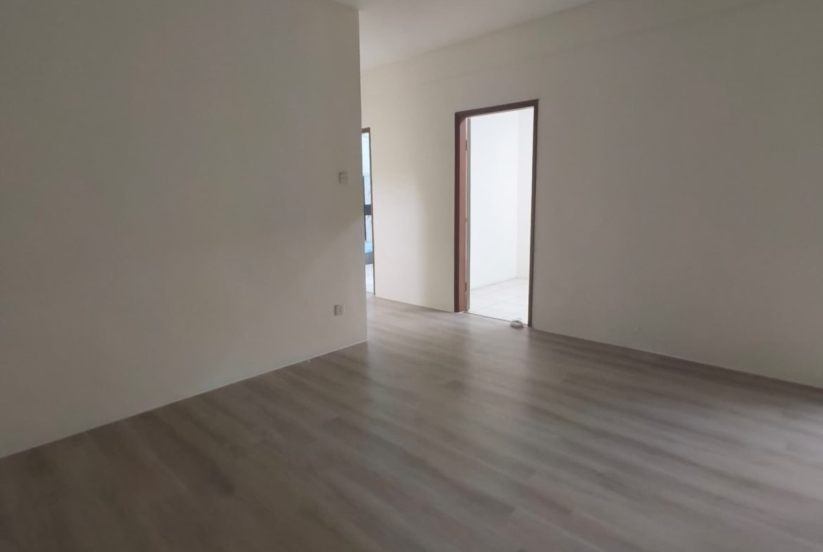Seri Borneo Condominium,Iramanis for Rent