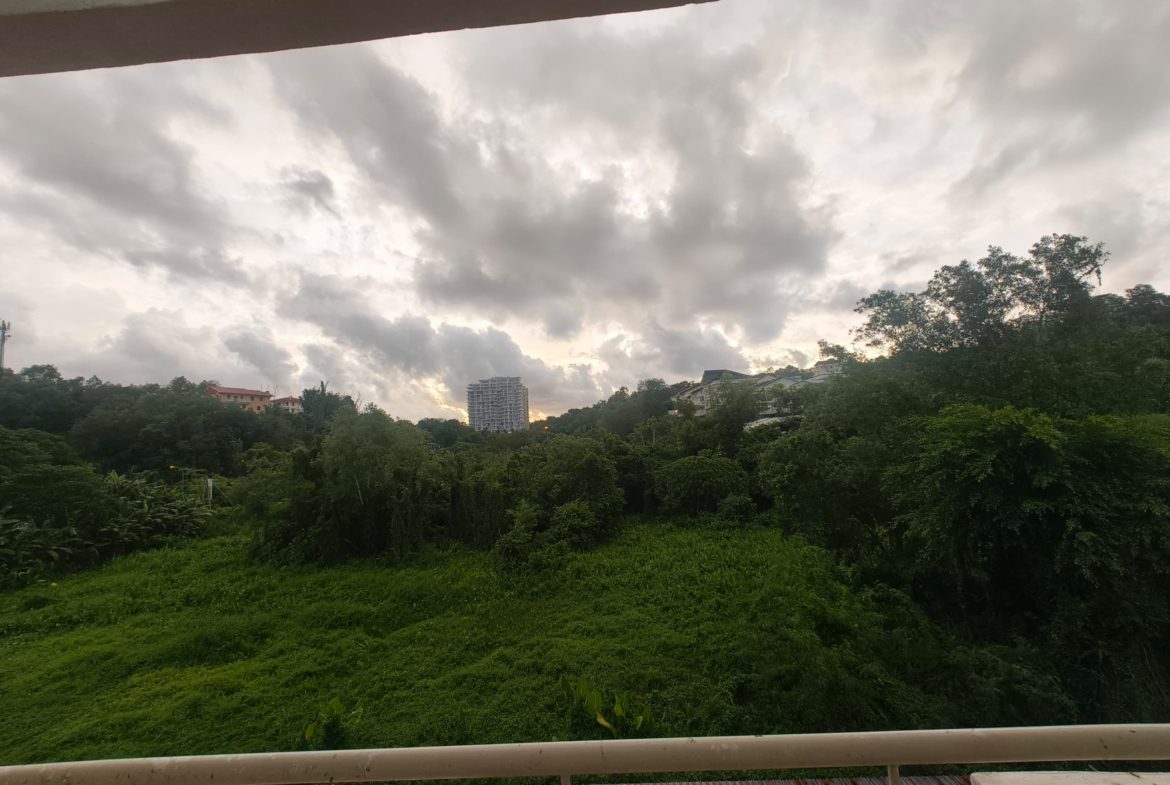 Seri Borneo Condominium,Iramanis for Rent