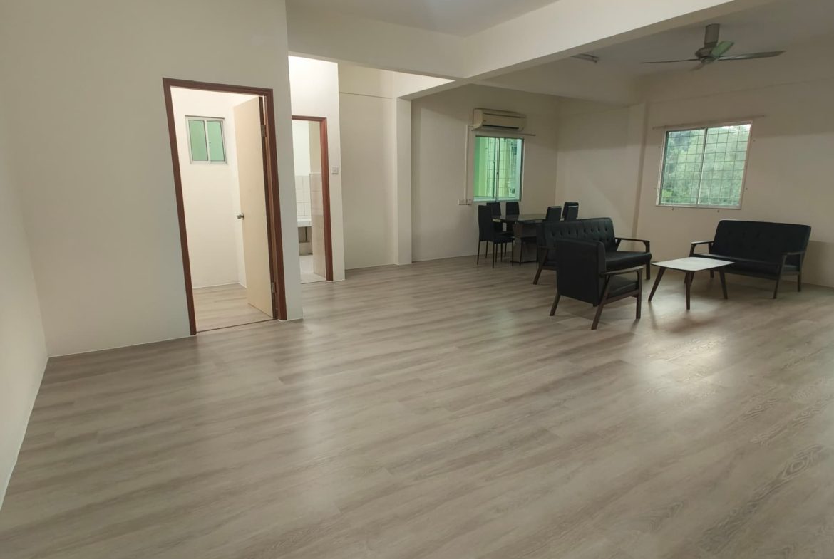 Seri Borneo Condominium,Iramanis for Rent