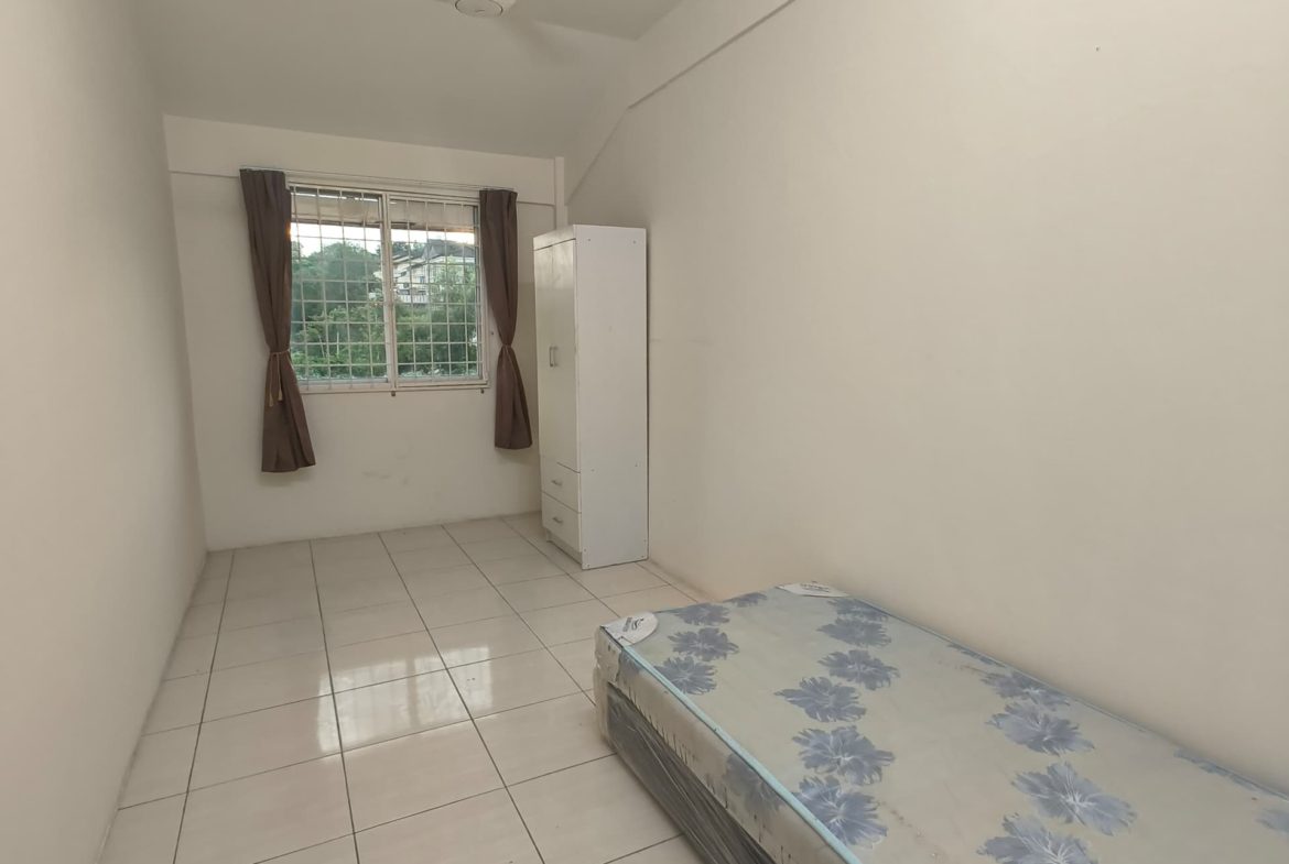 Seri Borneo Condominium,Iramanis for Rent