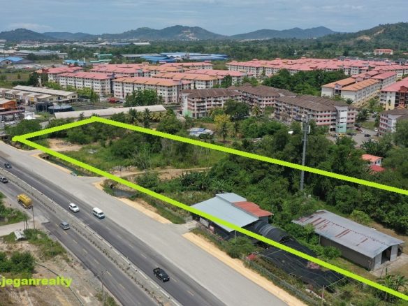 KK Talipok Tuaran (250m width ,PAN Highway Frontage) Vacant Commercial Land NT3.0acre . ((( FOR SALE )))