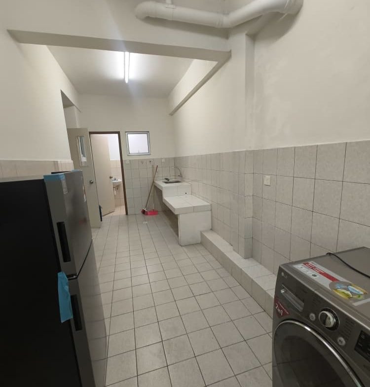 Seri Borneo Condo Taman Seri Borneo, Kolombong Iramanis Inanam Kota Kinabalu. 3 Bedroom 2 Bathroom