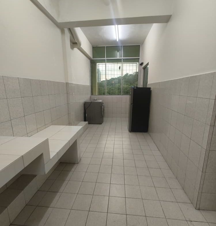 Seri Borneo Condo Taman Seri Borneo, Kolombong Iramanis Inanam Kota Kinabalu. 3 Bedroom 2 Bathroom