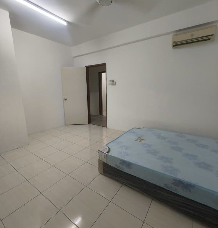 Seri Borneo Condo Taman Seri Borneo, Kolombong Iramanis Inanam Kota Kinabalu. 3 Bedroom 2 Bathroom