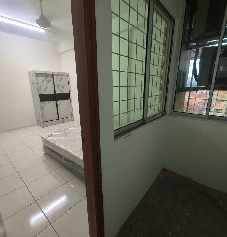 Seri Borneo Condo Taman Seri Borneo, Kolombong Iramanis Inanam Kota Kinabalu. 3 Bedroom 2 Bathroom