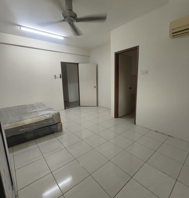 Seri Borneo Condo Taman Seri Borneo, Kolombong Iramanis Inanam Kota Kinabalu. 3 Bedroom 2 Bathroom