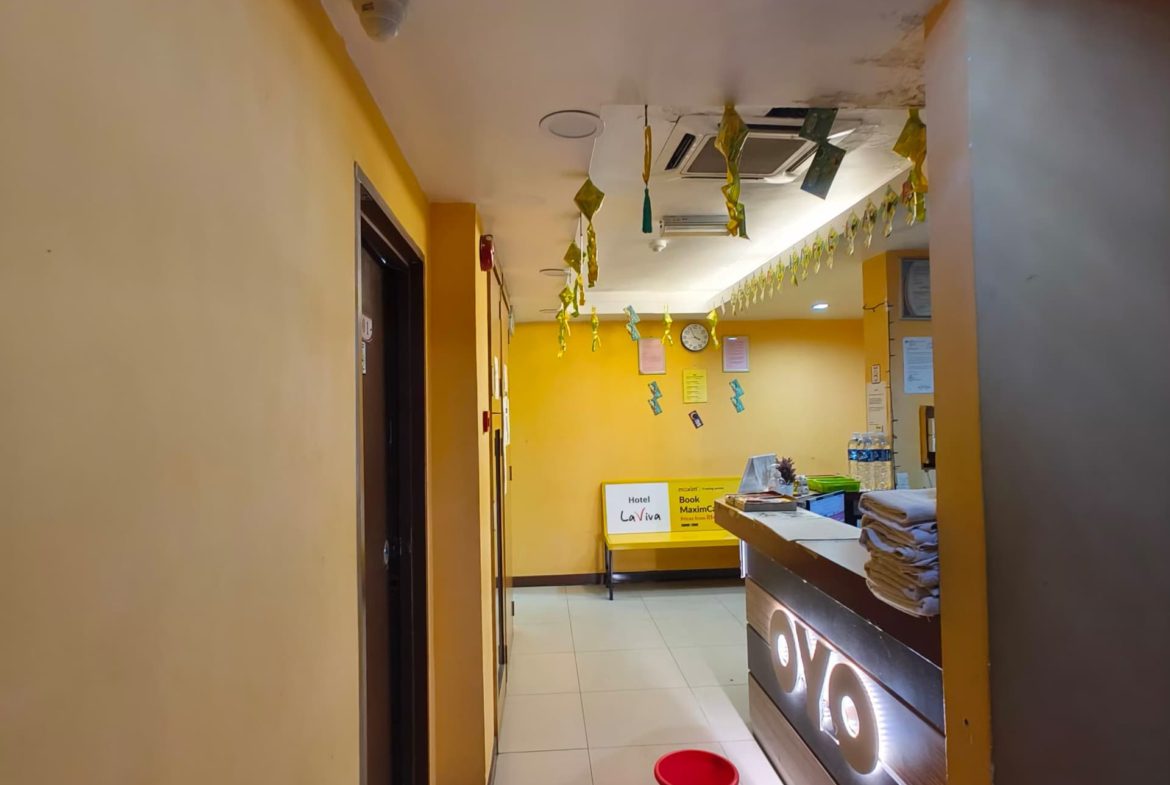 KK City Centre Point Sinsuran Kampung Air facing road 6 Storey Whole Block Building Hotel For Sales