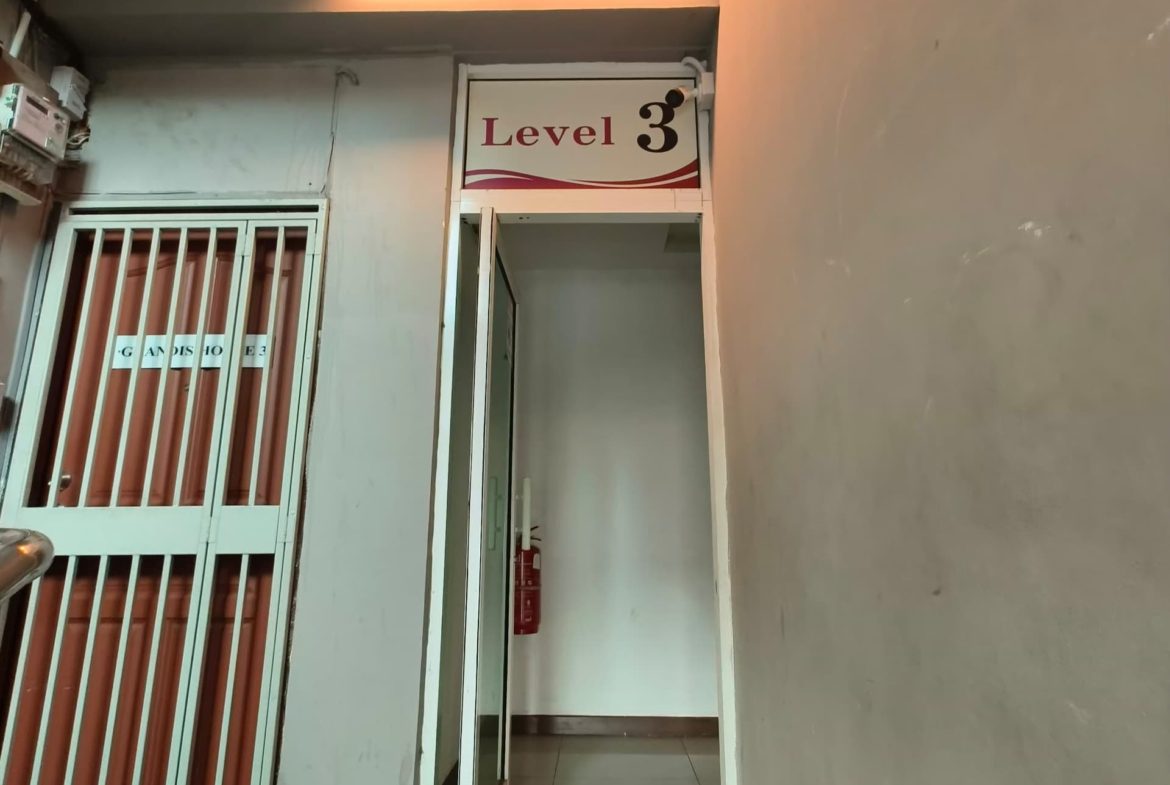 KK City Centre Point Sinsuran Kampung Air facing road 6 Storey Whole Block Building Hotel For Sales