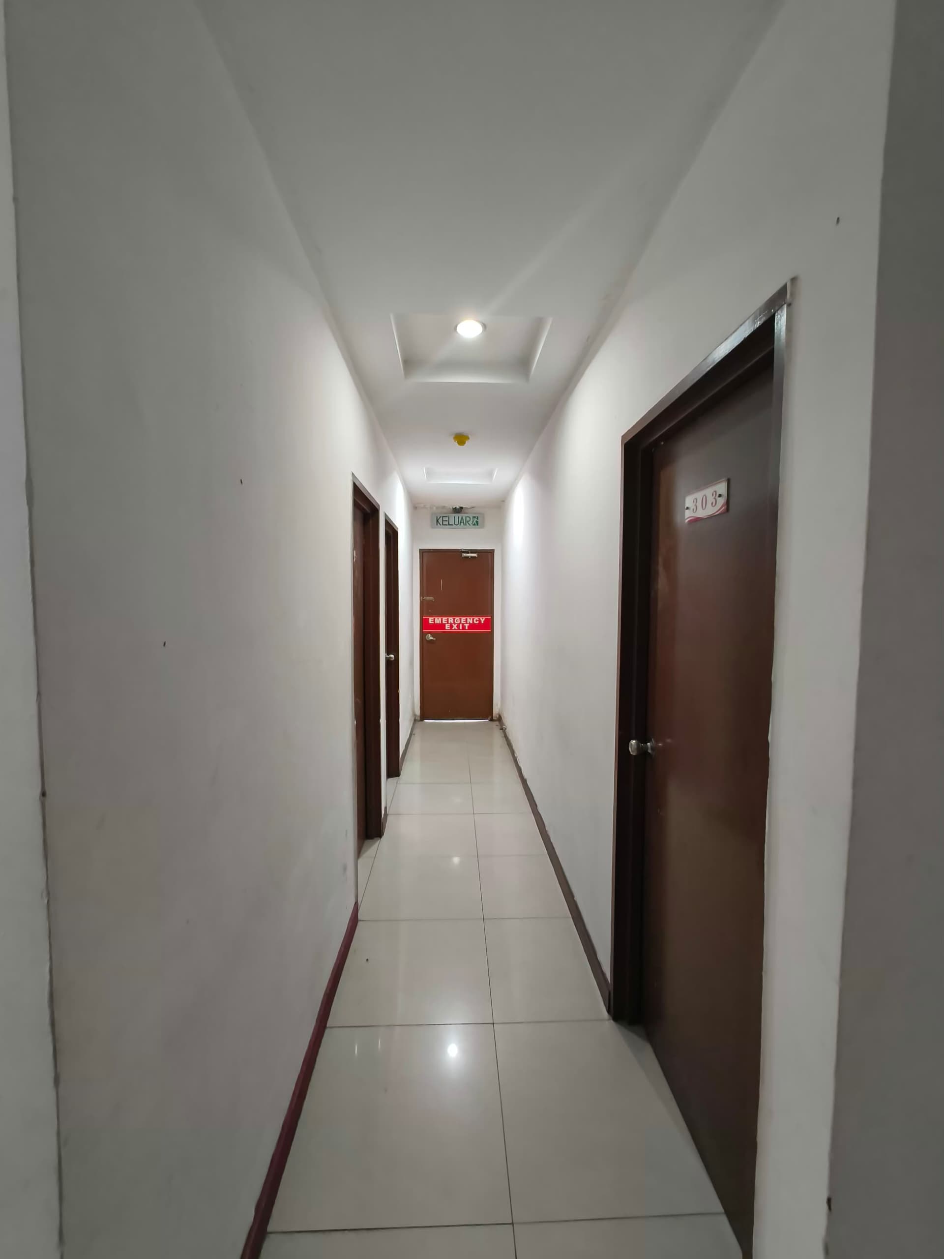 KK City Centre Point Sinsuran Kampung Air facing road 6 Storey Whole Block Building Hotel For Sales