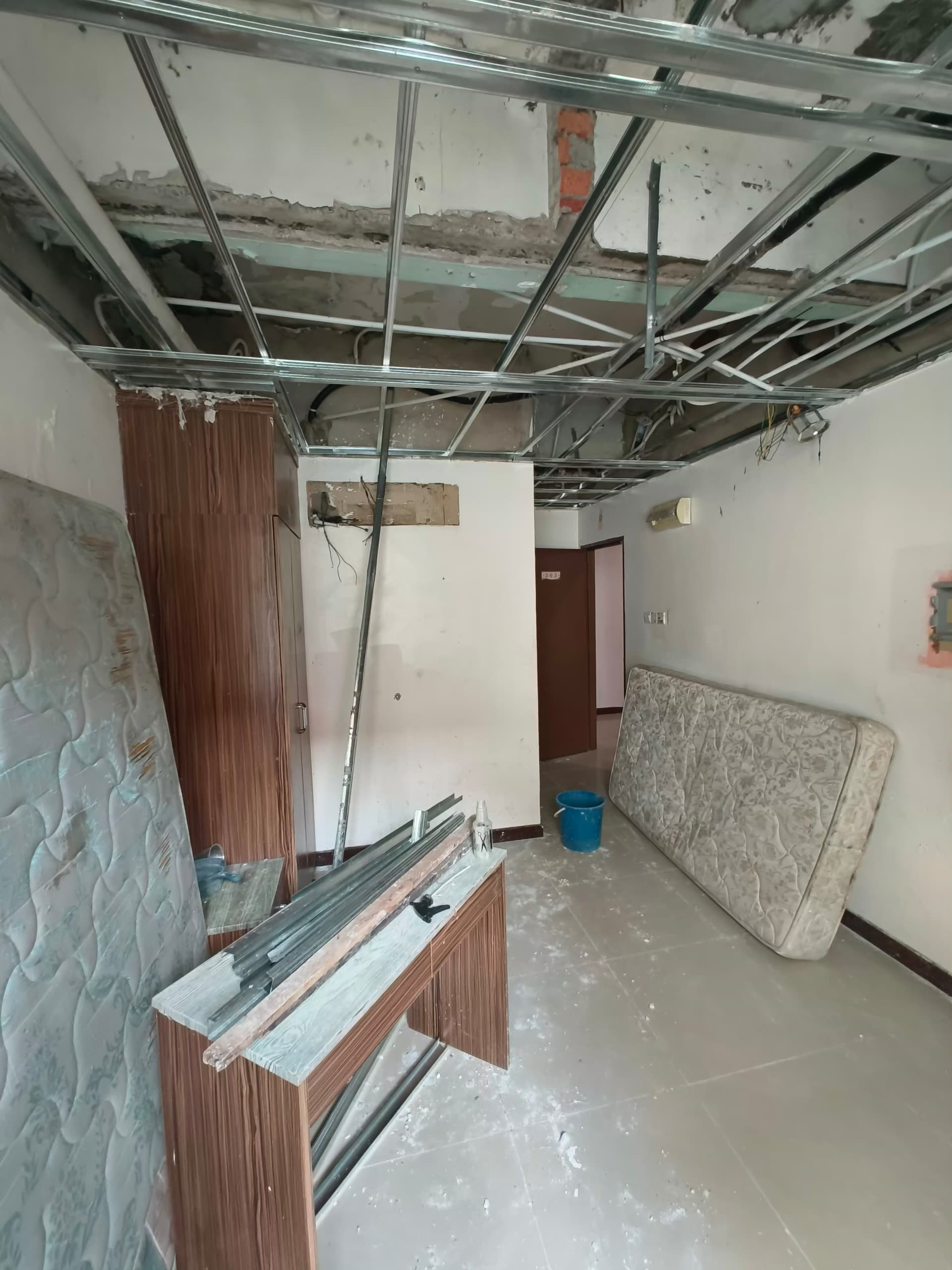 KK City Centre Point Sinsuran Kampung Air facing road 6 Storey Whole Block Building Hotel For Sales