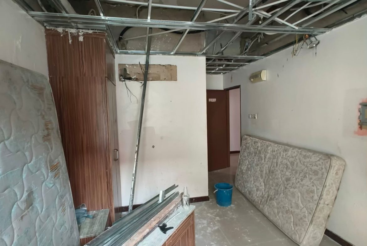KK City Centre Point Sinsuran Kampung Air facing road 6 Storey Whole Block Building Hotel For Sales