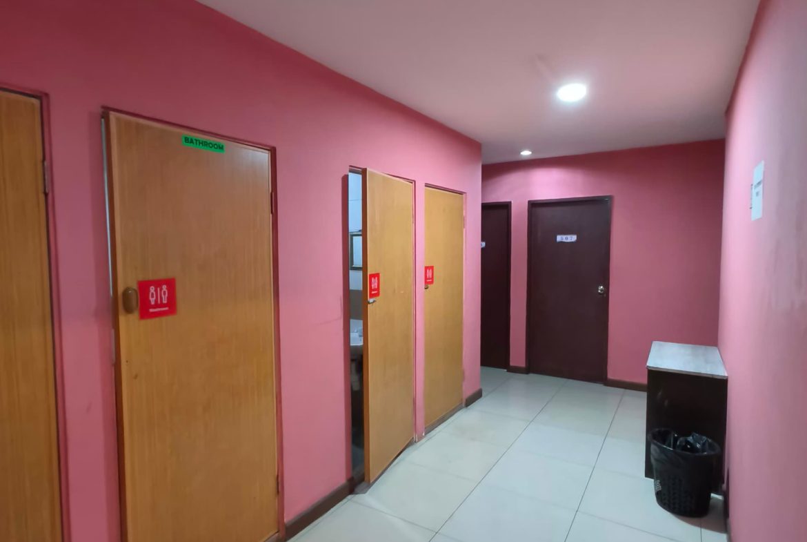 KK City Centre Point Sinsuran Kampung Air facing road 6 Storey Whole Block Building Hotel For Sales