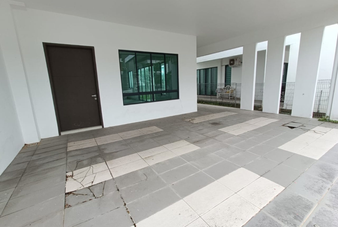 Semi-D Double Storey House Park Residence, Sugud Penampang for Sale