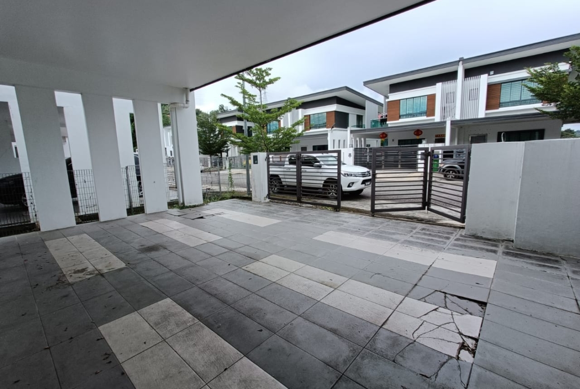 Semi-D Double Storey House Park Residence, Sugud Penampang for Sale