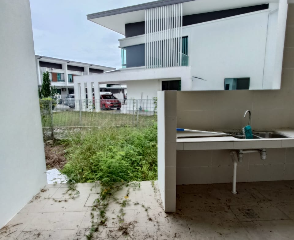 Semi-D Double Storey House Park Residence, Sugud Penampang for Sale