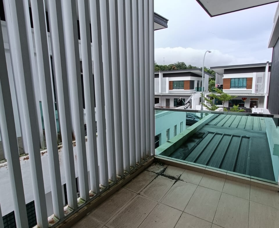 Semi-D Double Storey House Park Residence, Sugud Penampang for Sale
