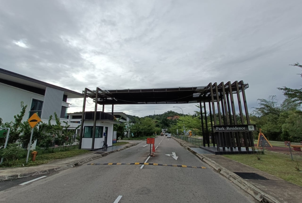 Semi-D Double Storey House Park Residence, Sugud Penampang for Sale