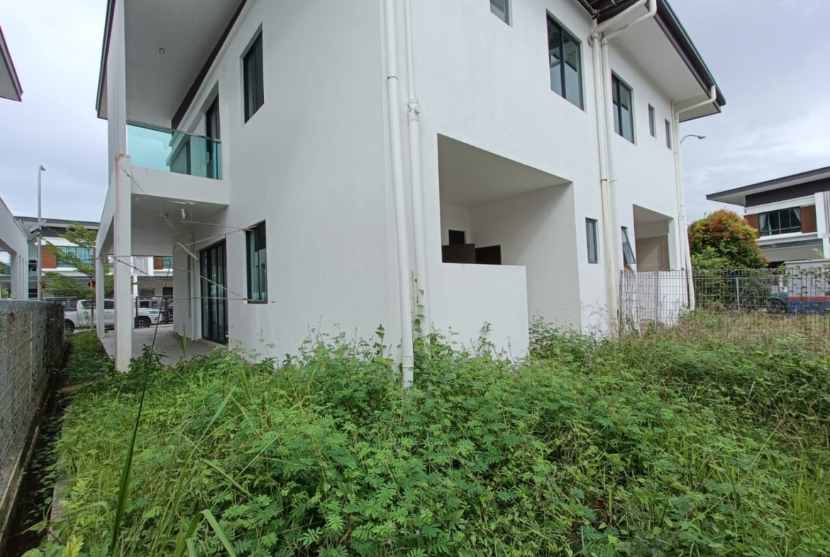 Semi-D Double Storey House Park Residence, Sugud Penampang for Sale