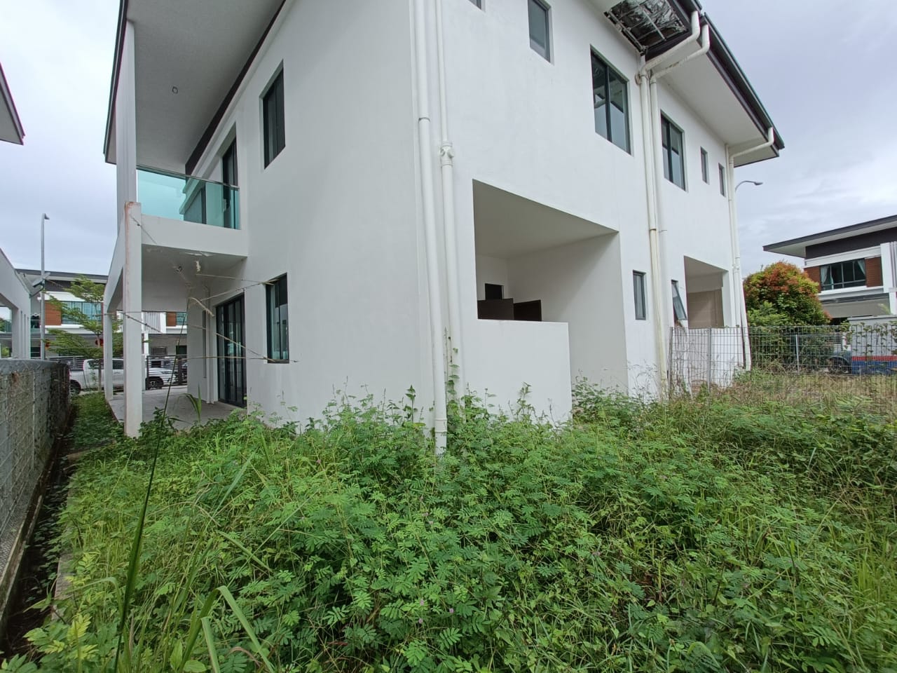 Semi-D Double Storey House Park Residence, Sugud Penampang for Sale