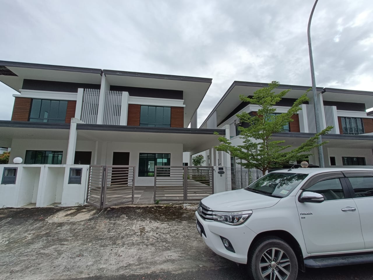 Semi-D Double Storey House Park Residence, Sugud Penampang for Sale