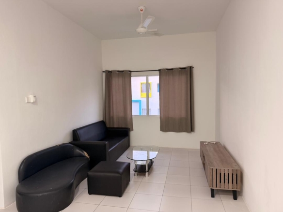 Acacia Apartment, Menggatal For Rent