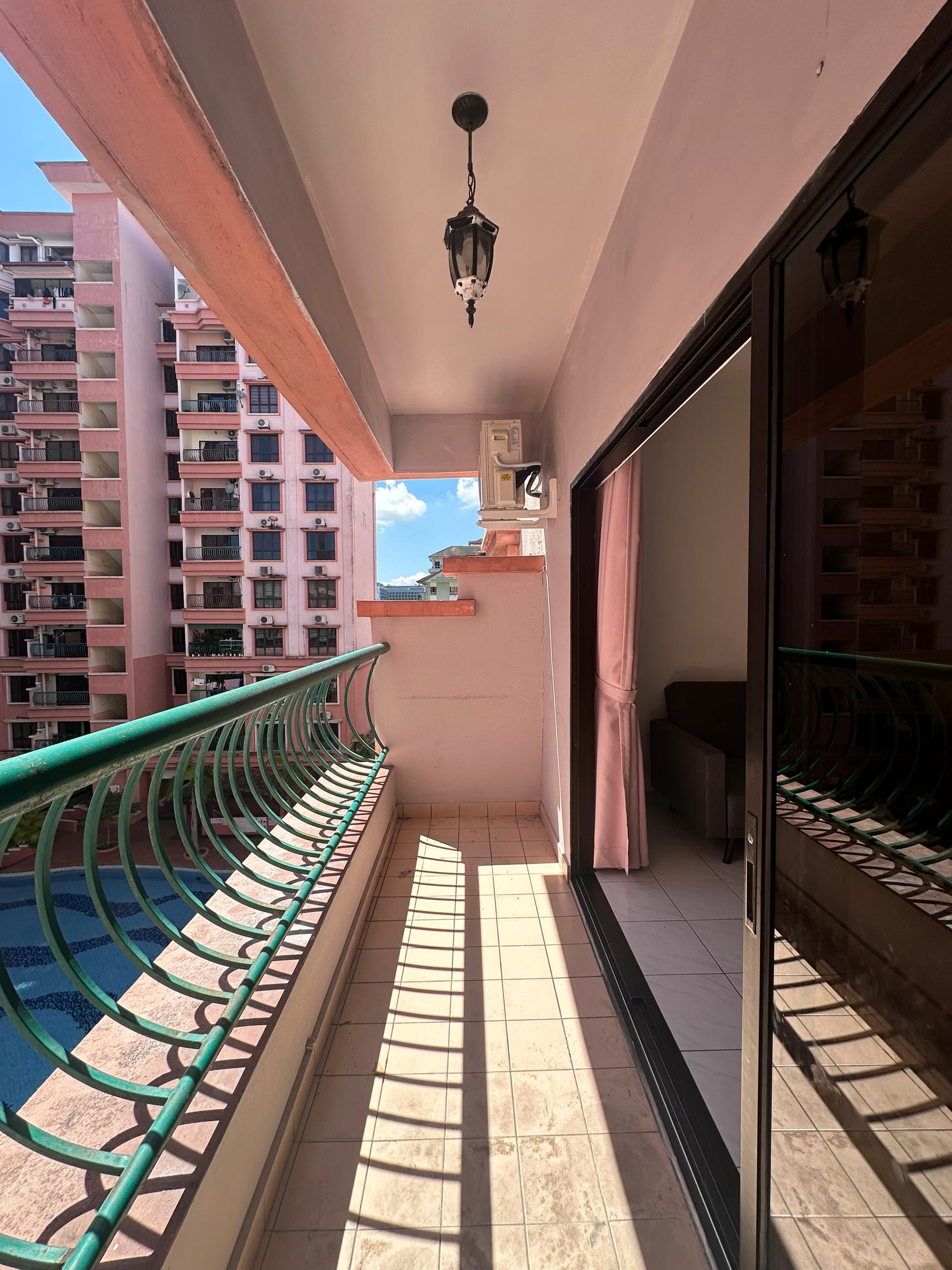 Marina Court fully furnishe kk city