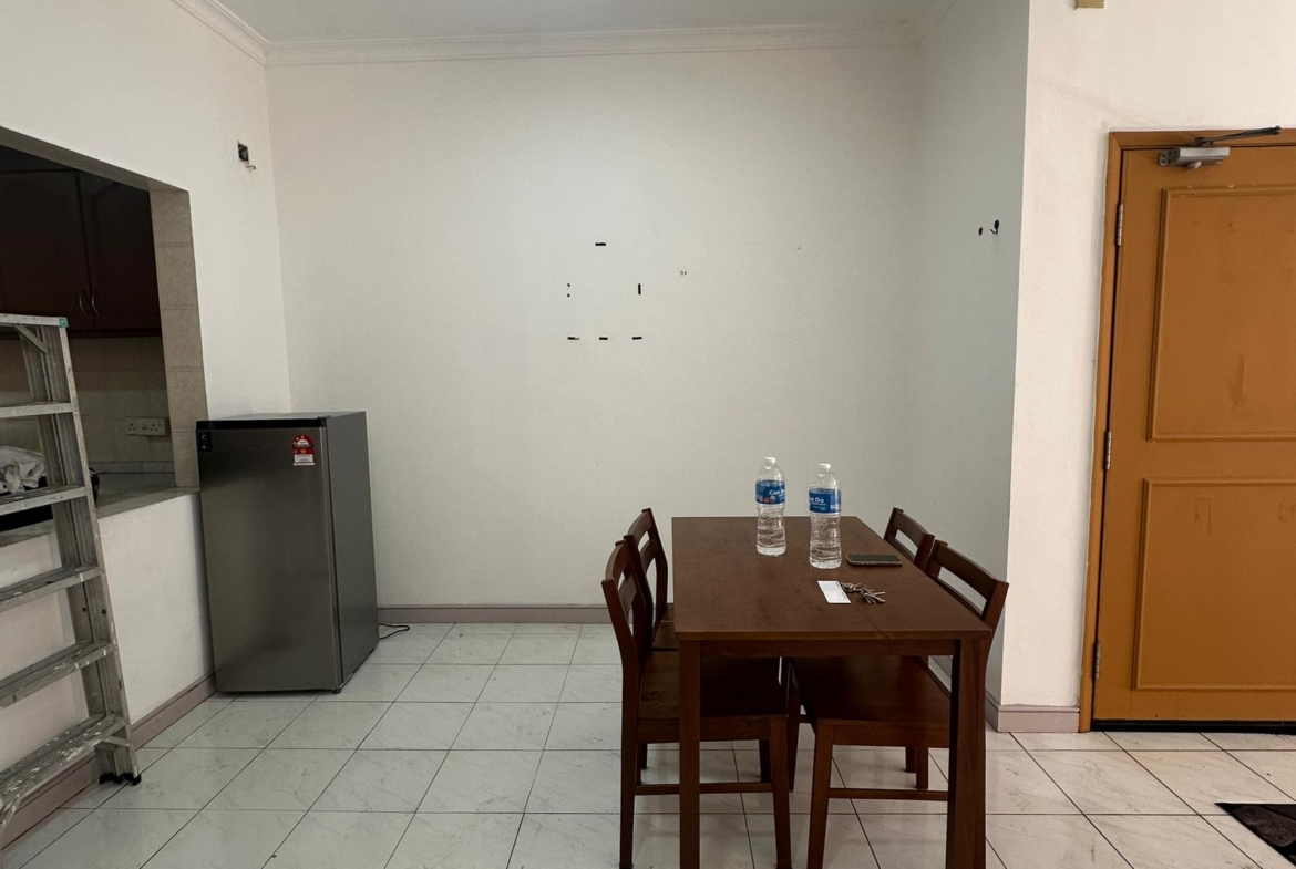 Marina Court fully furnishe kk city
