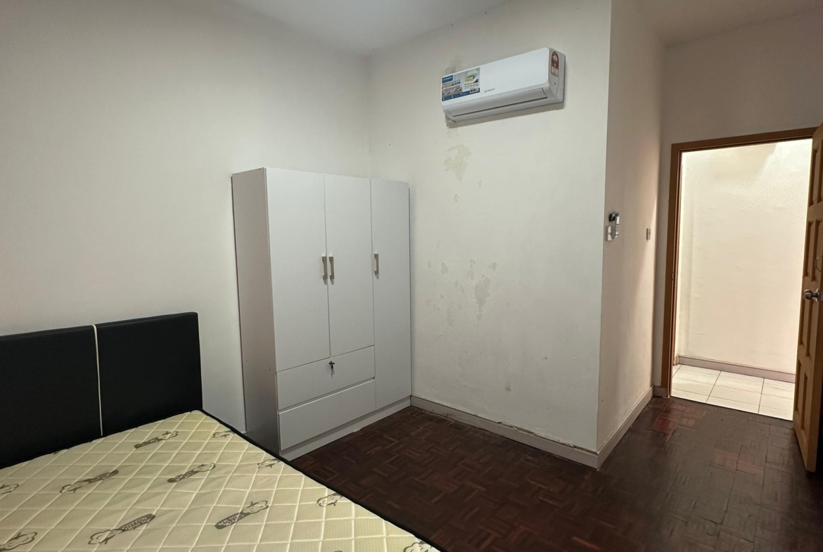 Marina Court fully furnishe kk city