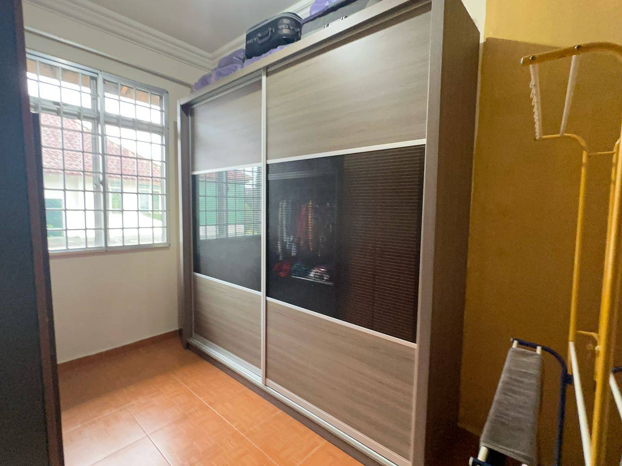 kempas888-13 Taman Bukit Kempas / Double Storey Semi-D 40×100 / Below Market Price
