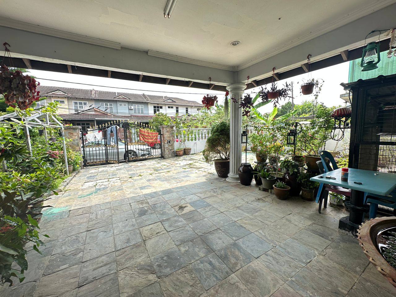 kempas888-2 Taman Bukit Kempas / Double Storey Semi-D 40×100 / Below Market Price