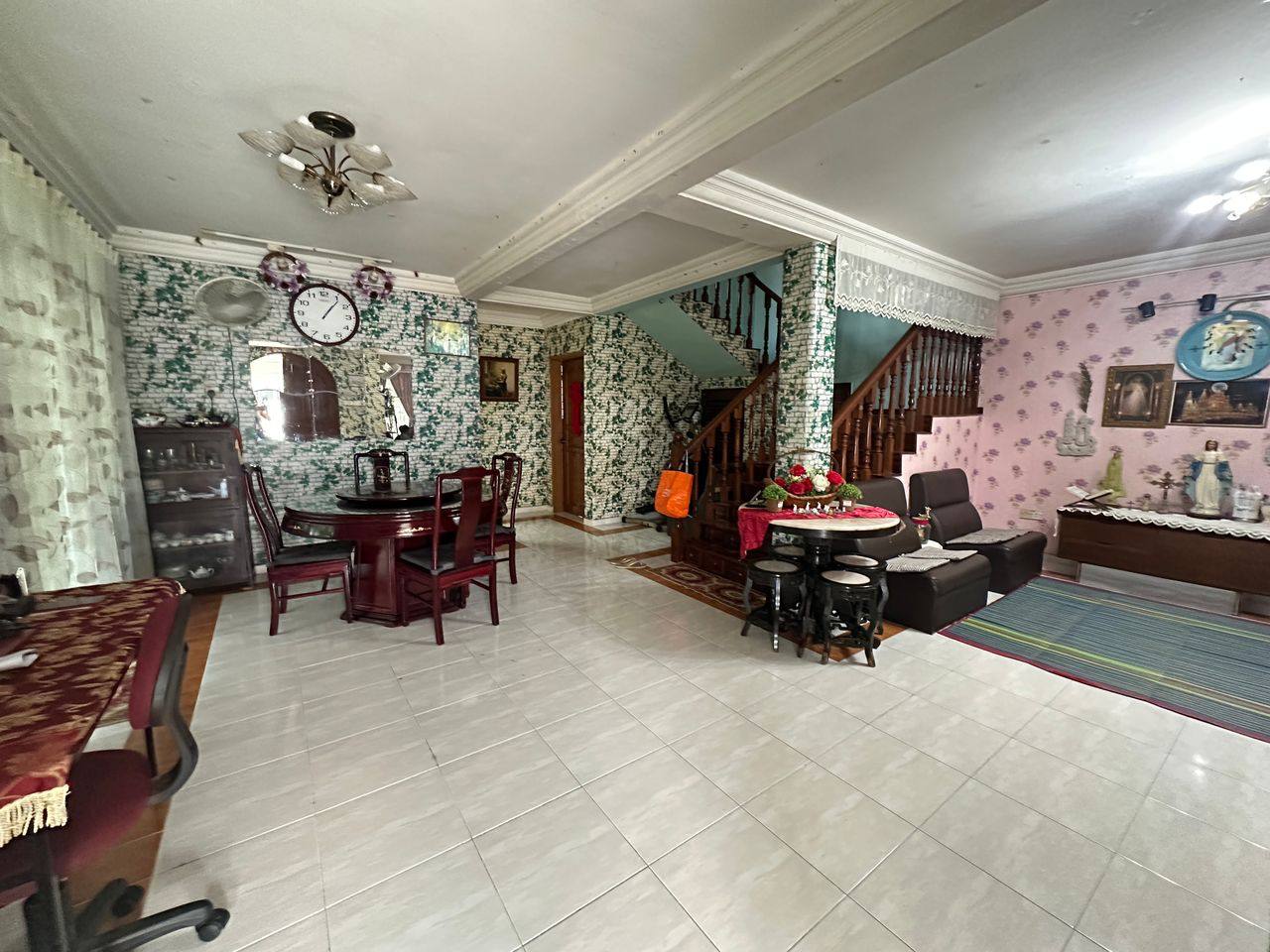 kempas888-3 Taman Bukit Kempas / Double Storey Semi-D 40×100 / Below Market Price