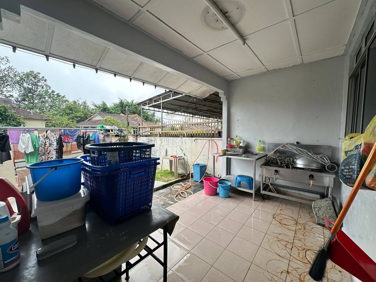 kempas888-4 Taman Bukit Kempas / Double Storey Semi-D 40×100 / Below Market Price