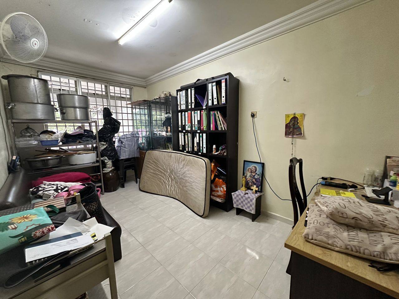 kempas888-5 Taman Bukit Kempas / Double Storey Semi-D 40×100 / Below Market Price