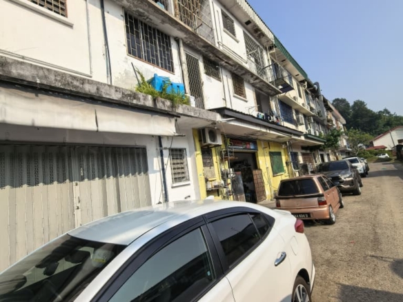 Likas Taman Moonee Ground floor Shop Lot For rent