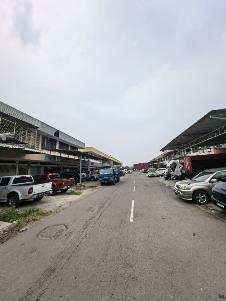 Inanam Jaya Usaha Light Industrial Double storey Shop lot Lorong Layang-layang